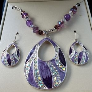 Kim Rogers necklace and Earring set